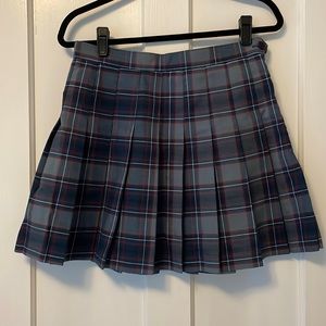 American Apparel plaid pleated skirt (circa 2014), size L